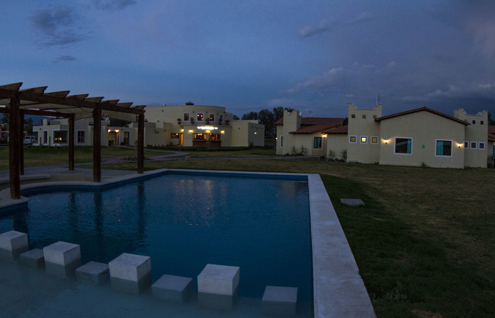 Teoticamp Hotel San Juan Teotihuacán Buitenkant foto